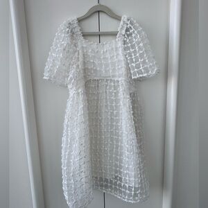 Zara Girls Elegant White Dress. Size 10-12 Years